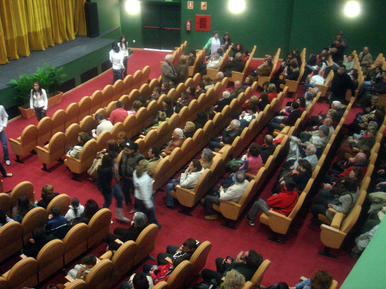 auditorio-casa-Cultura-cullar-Vega